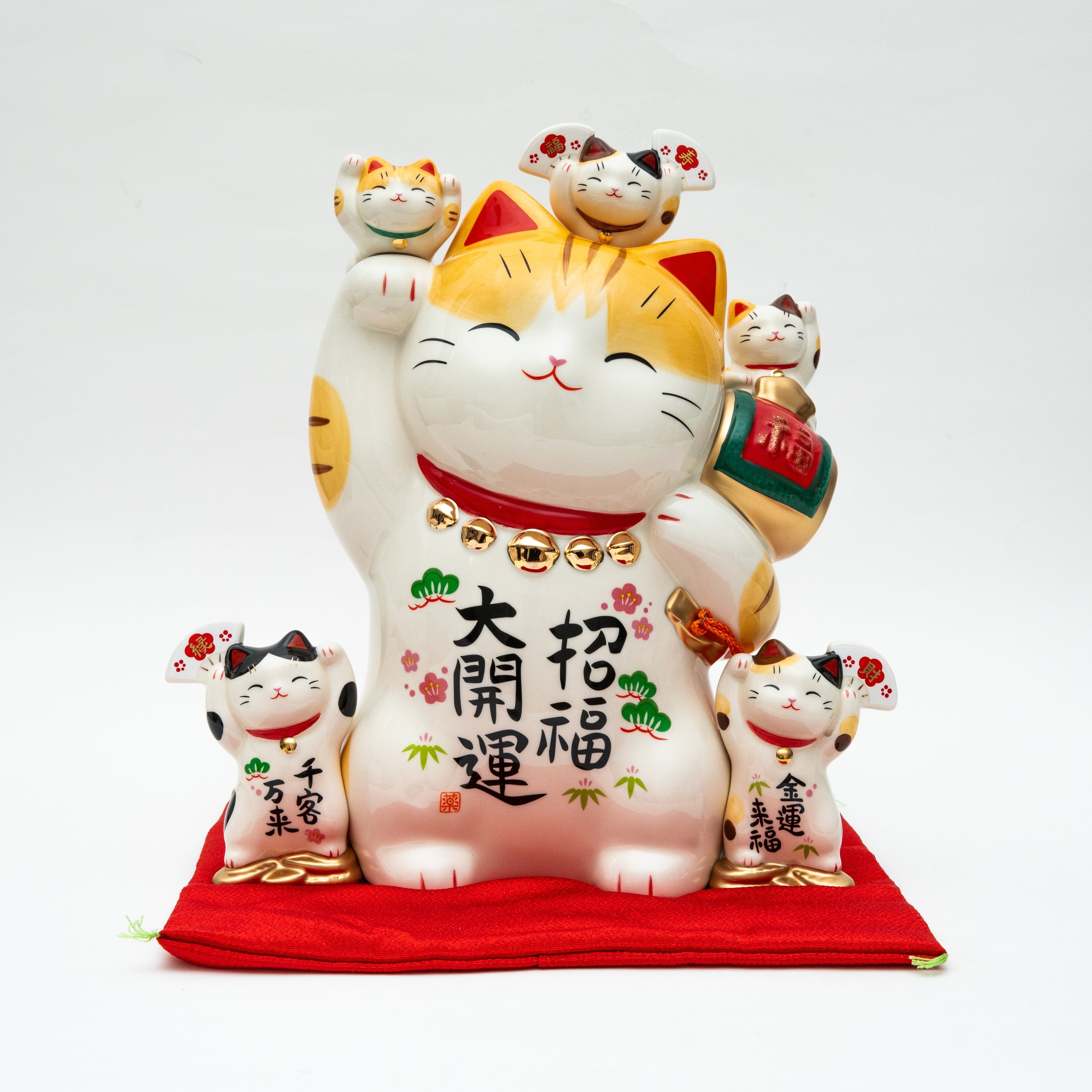 New Year Ornament | Oomomo Canada