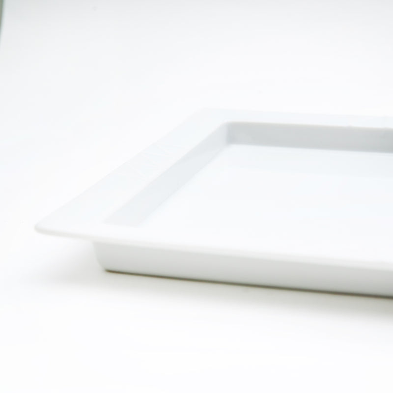 Large Rectangular Rim Porcelain Plate | Oomomo Canada