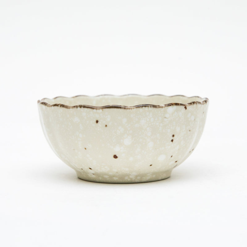 Small Bowl (Porcelain/Chrysanthemum-Shaped/Speckles/4.1cm/dia.9cm/SMCol(s): White)