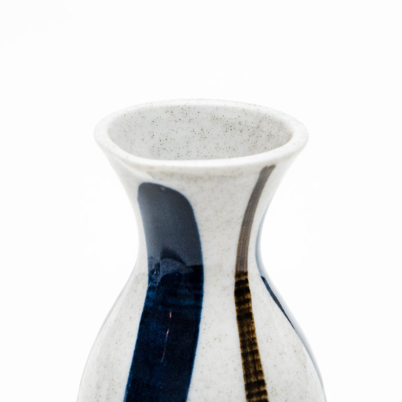 Tokkuri Sake Bottle (Porcelain/2-Colour Tokusa Ten Grass/180 ml/13cm/dia.4.5cm/SMCol(s): White,Blue)