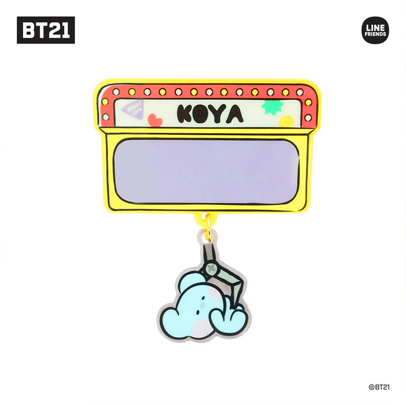 BT21 Minini Pin Badge