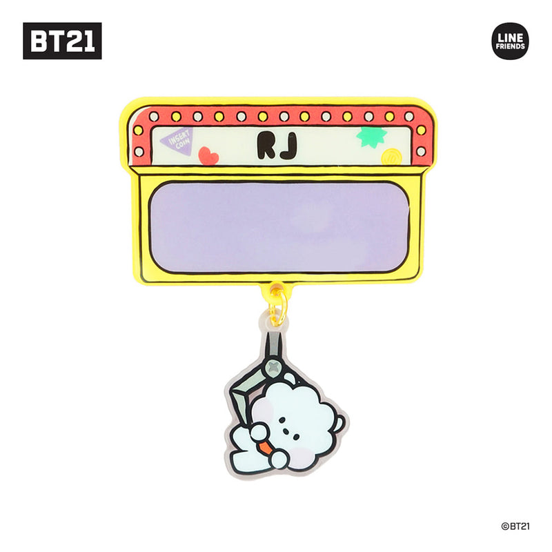 BT21 Minini Pin Badge