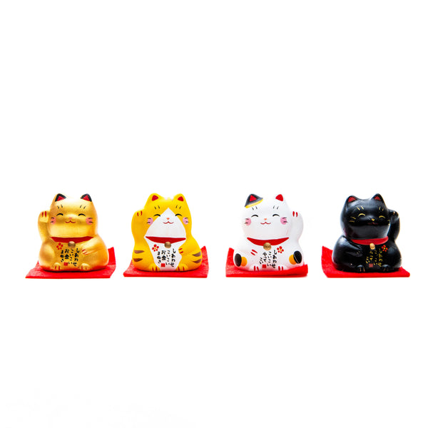 New Year Ornament (Ceramics/Beckoning Cats/3cm/SMCol(s): Gold/Yellow/White/Black)