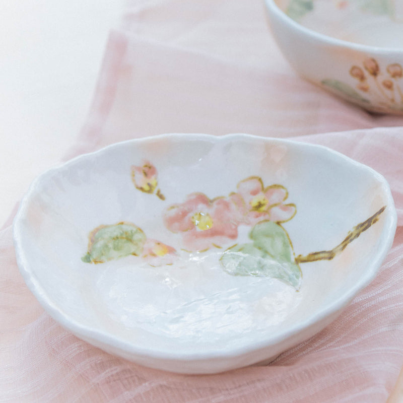Blurred/Cherry Blossom/Triangular 20 cm Ceramic Bowl