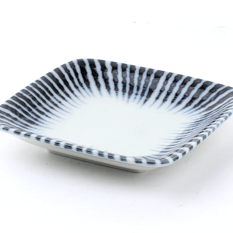 Sendan Tokusa-Ten Grass Seasoning Porcelain Plate (1.5cm/d.9.3cm)