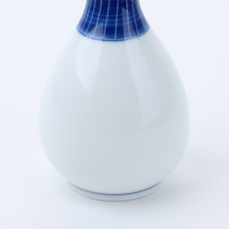 Kuchi Brush Stroke Tokusa Ten Grass Porcelain Tokkuri Sake Bottle 