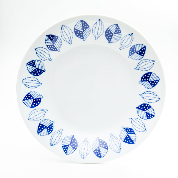 Plate (Porcelain/Dishwasher & Microwave Safe/Blue Leaf/4cm/Ø24cm/SMCol(s): Blue,White)
