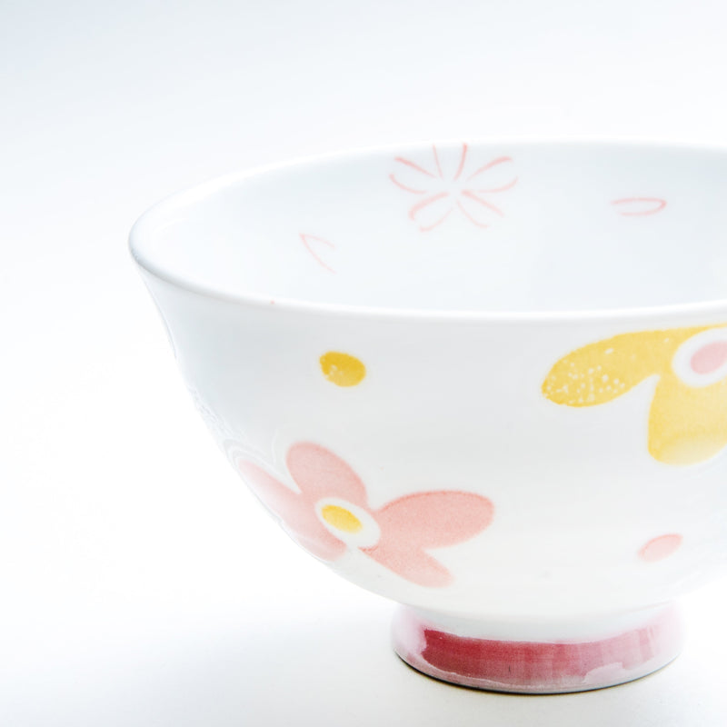 floral-pattern-ceramic-bowl-764391