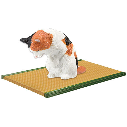 Collectible Bowing Animal Figurines Blind Box