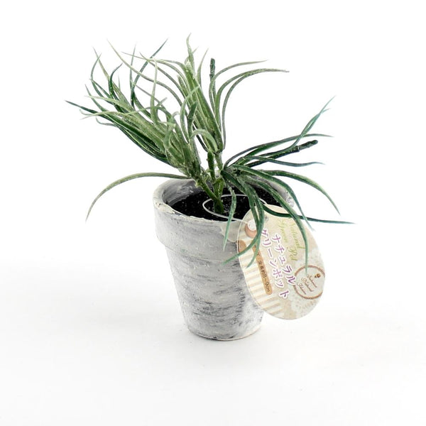 Artificial Plant (w/Pot)