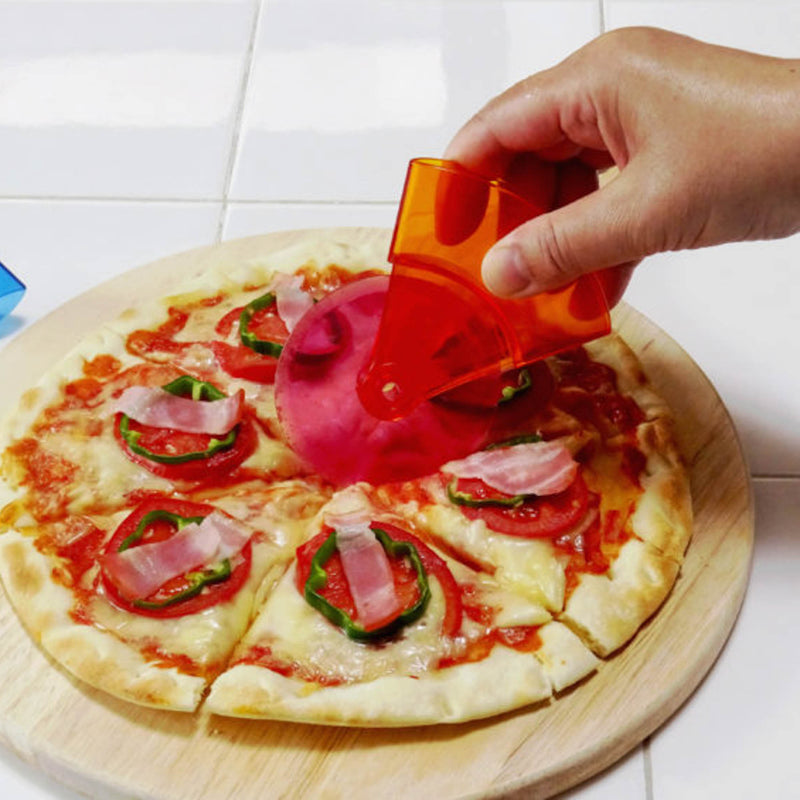 Kokubo Standable Pizza Cutter