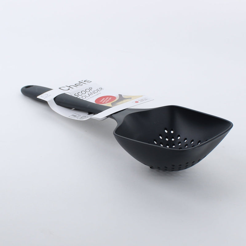 Kokubo Chef's Black Nylon Scoop Colander