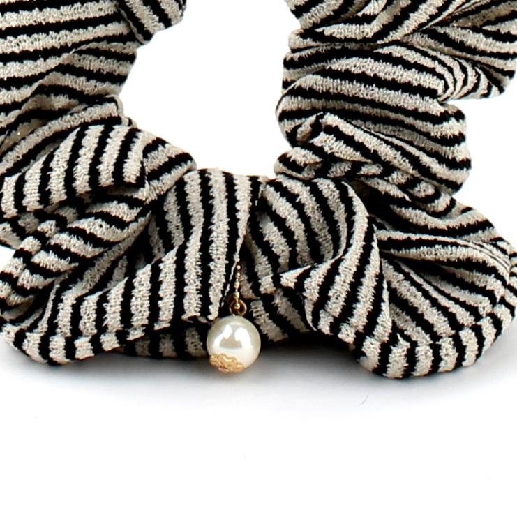 Scrunchie (With Pearl/Stripes)