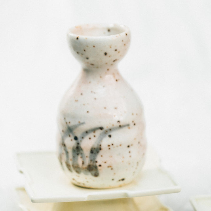 Yukishino Porcelain Tokkuri Sake Bottle 180mL
